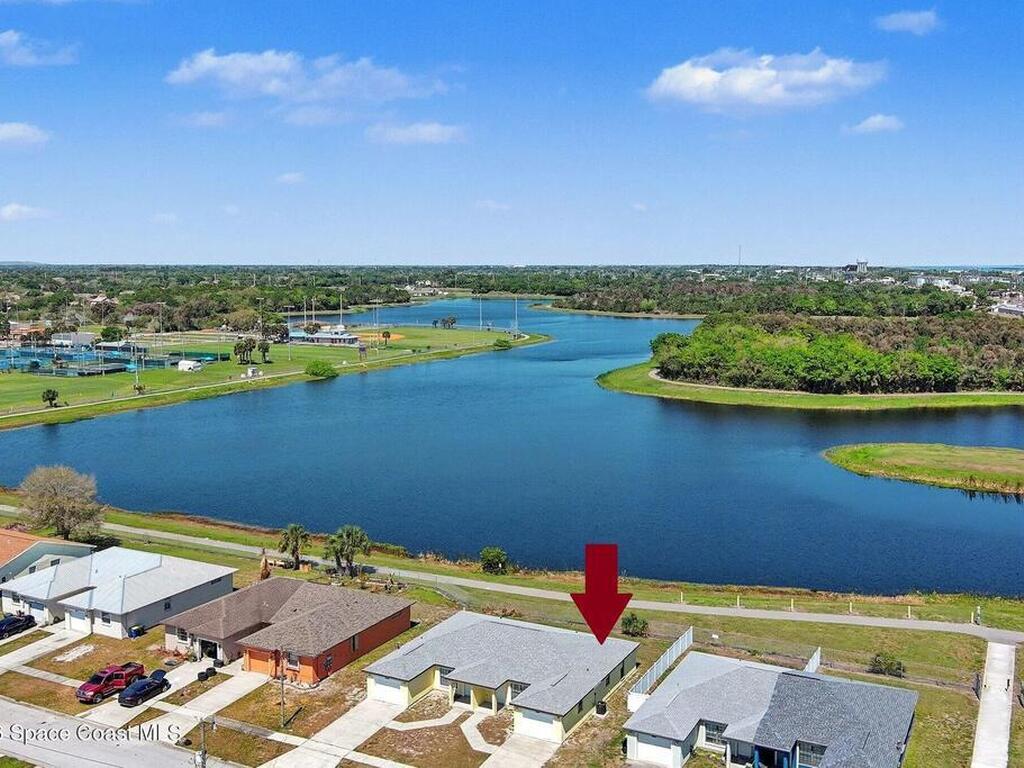 816 Angela Avenue, Rockledge, FL 32955