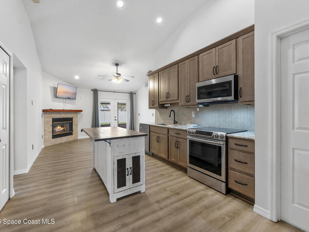 2470 Forest Run Drive, Melbourne, FL 32935