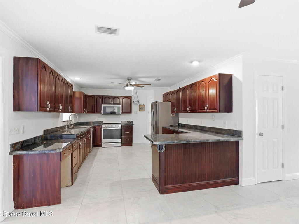 3050 Washingtonia Drive, Melbourne, FL 32934