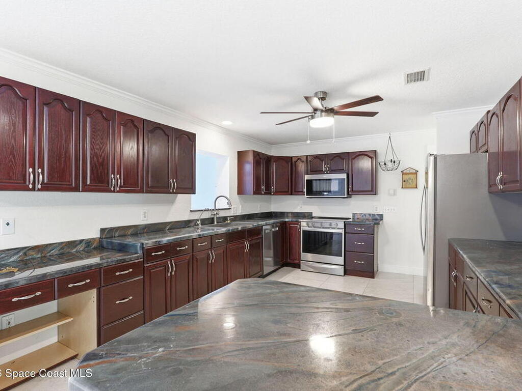 3050 Washingtonia Drive, Melbourne, FL 32934