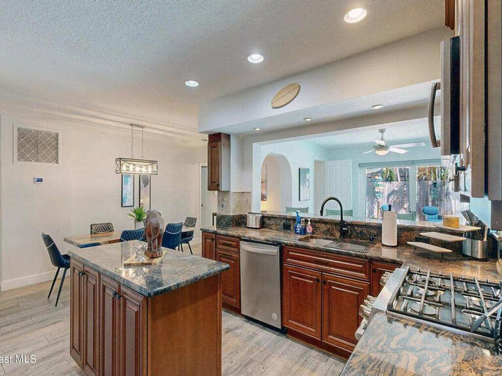 480 Park Avenue, Satellite Beach, FL 32937