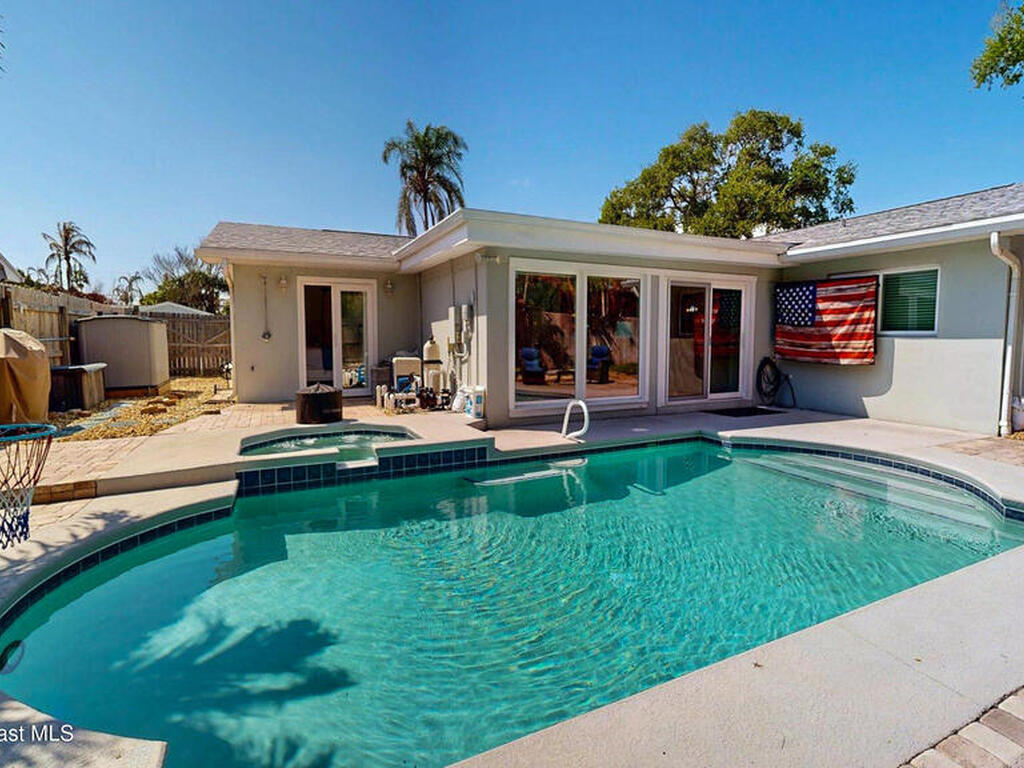 480 Park Avenue, Satellite Beach, FL 32937