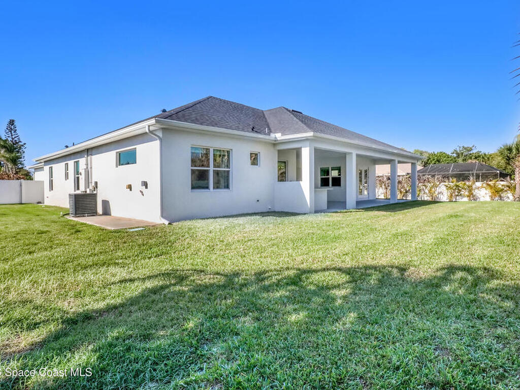224 Woody Circle, Melbourne Beach, FL 32951