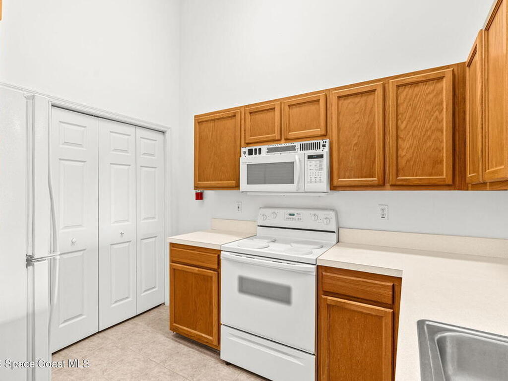 85 Village Street, Satellite Beach, FL 32937