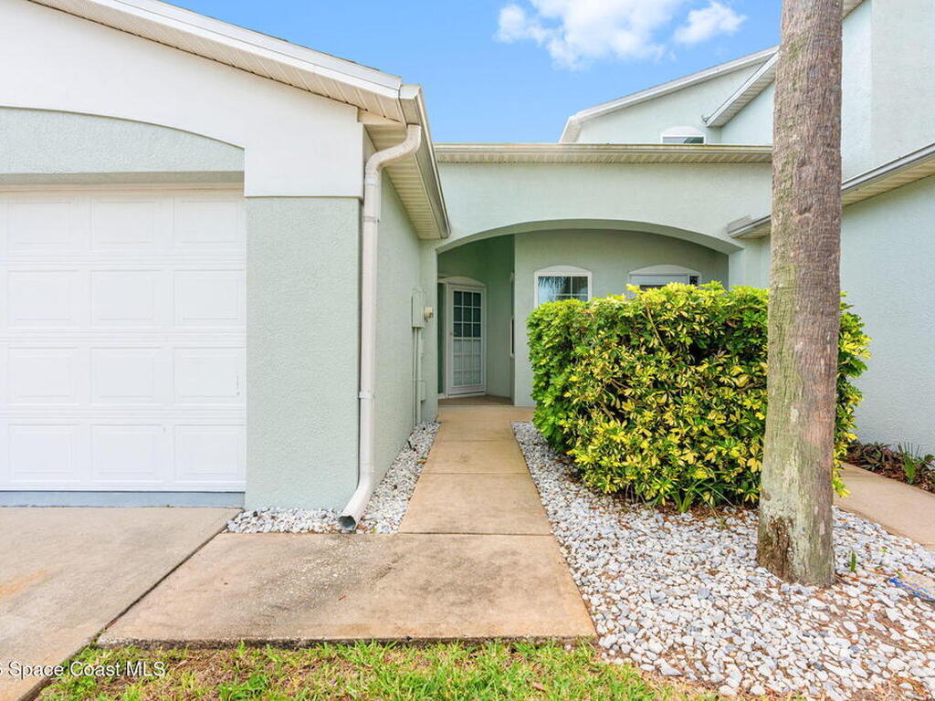 85 Village Street, Satellite Beach, FL 32937