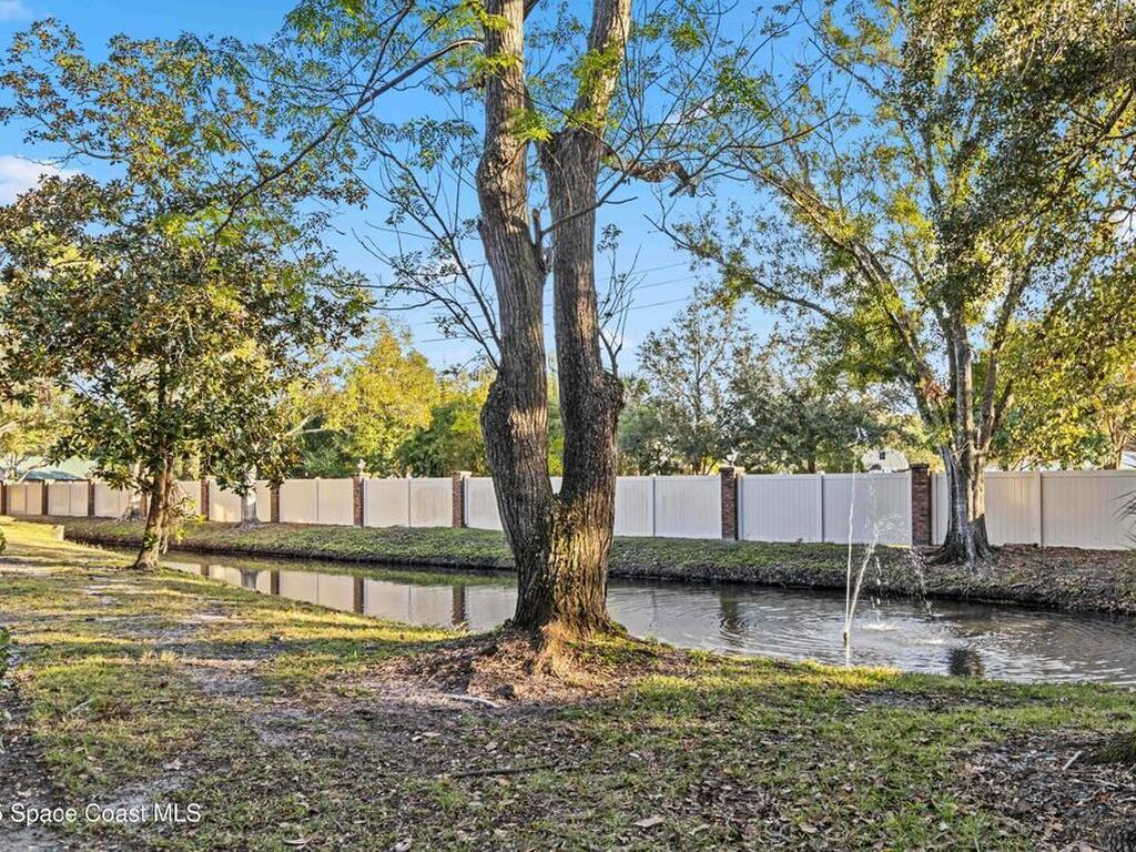 873 Greenwood Manor Circle, West Melbourne, FL 32904