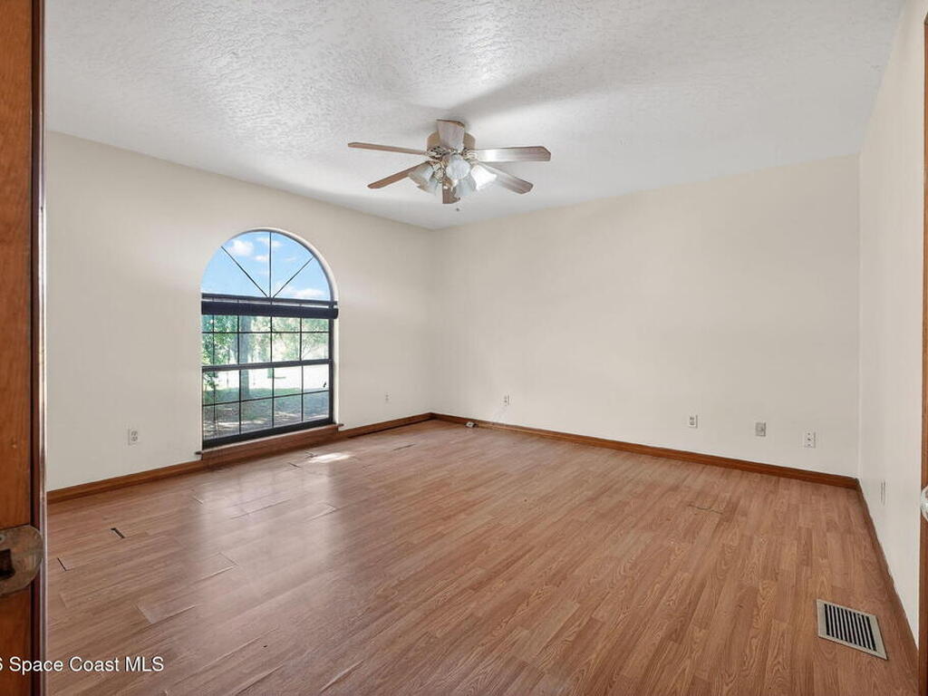 3380 Lionel Road, Mims, FL 32754