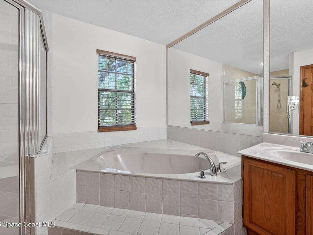 3380 Lionel Road, Mims, FL 32754