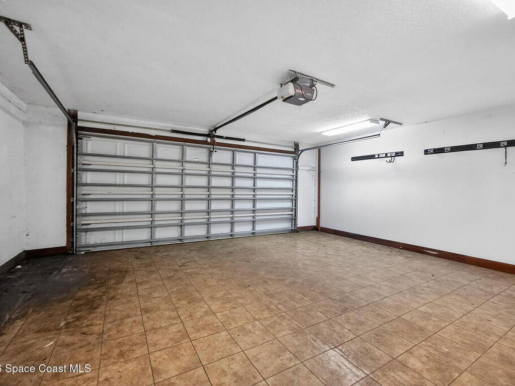 3380 Lionel Road, Mims, FL 32754