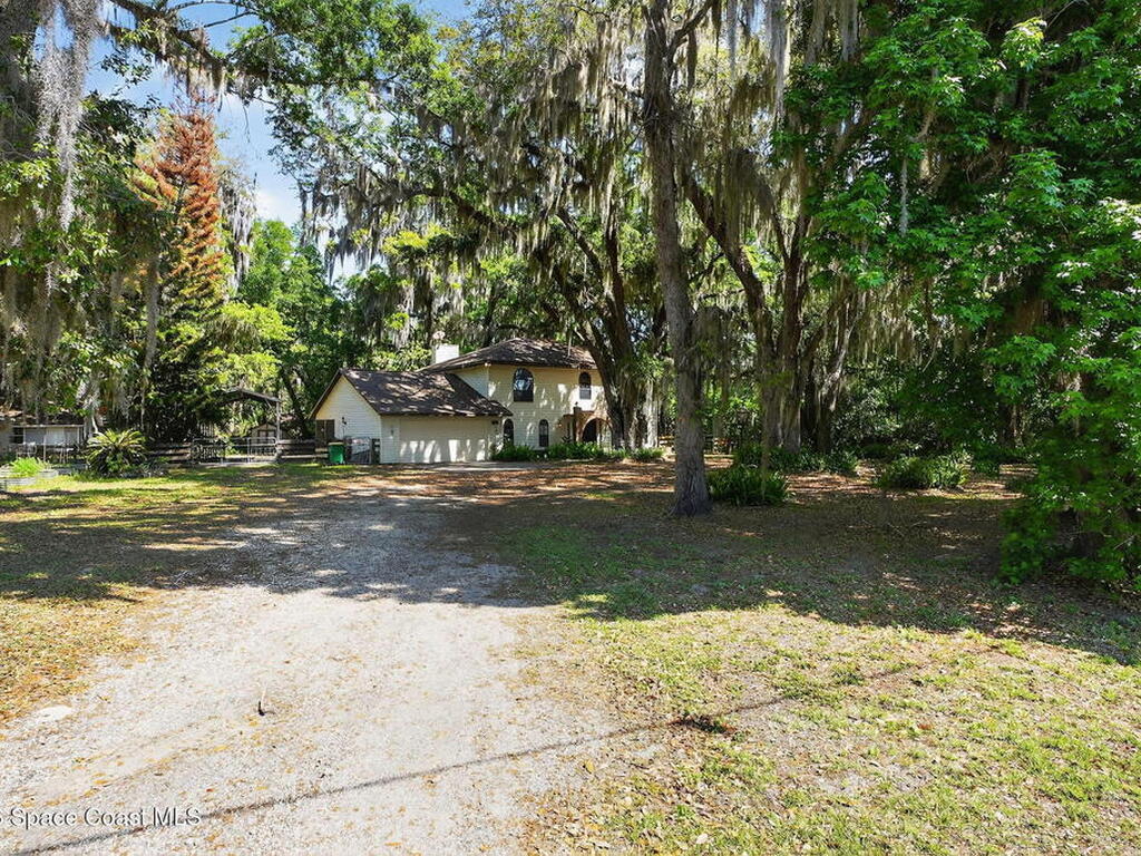 3380 Lionel Road, Mims, FL 32754