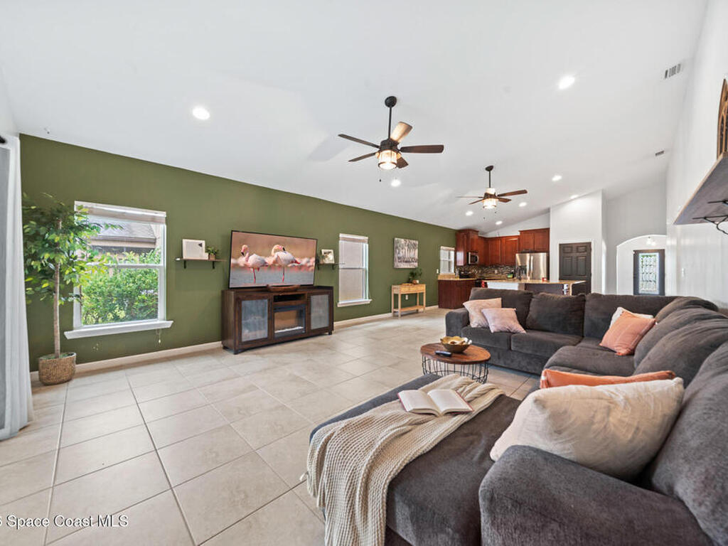 5584 Brilliance Circle, Cocoa, FL 32926