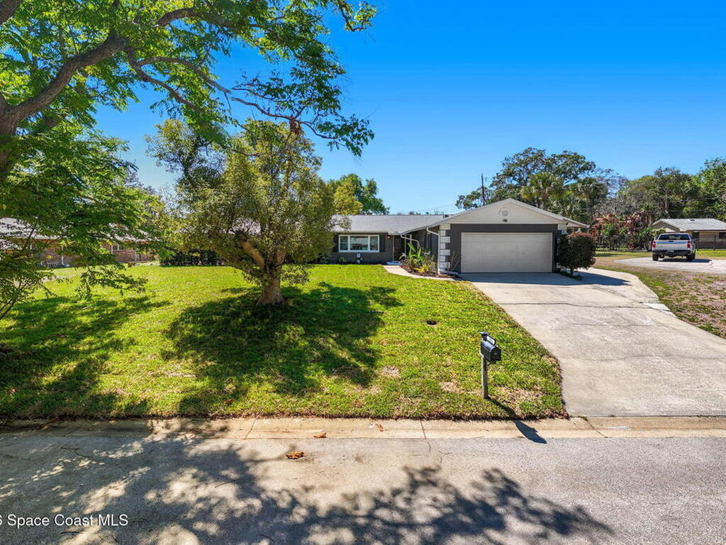 131 Briarwood Lane, Cocoa, FL 32926