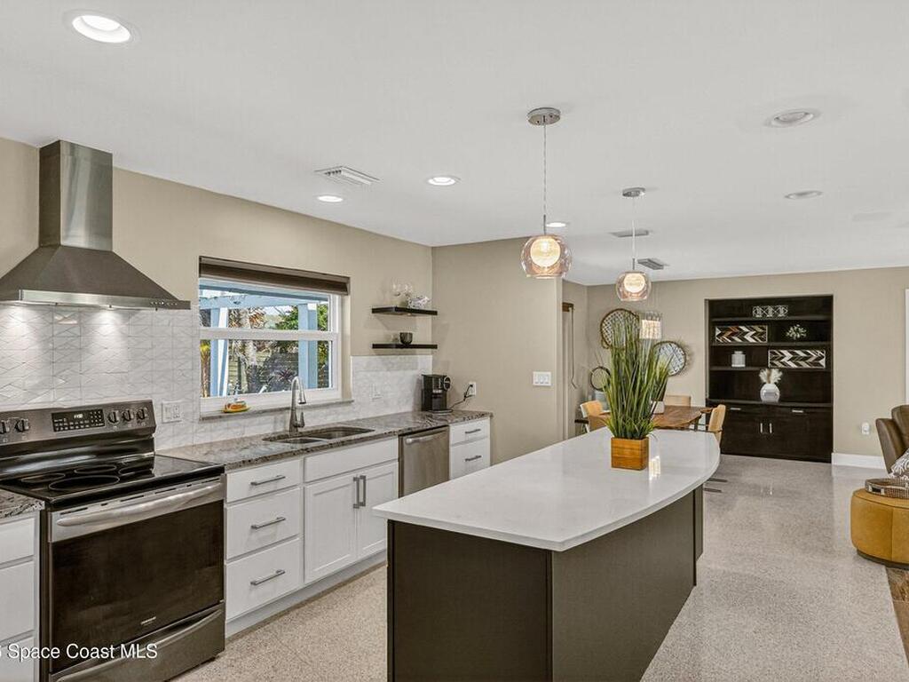 500 Hibiscus Trail, Melbourne Beach, FL 32951