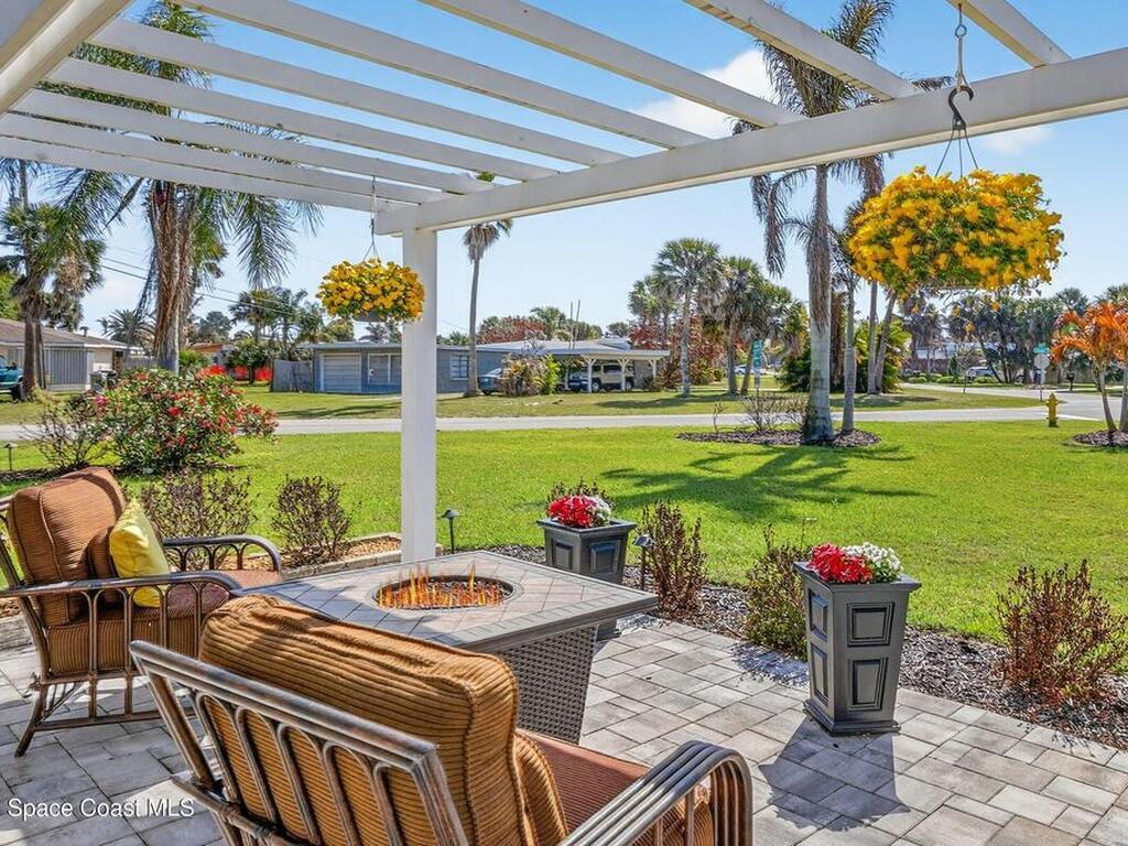 500 Hibiscus Trail, Melbourne Beach, FL 32951