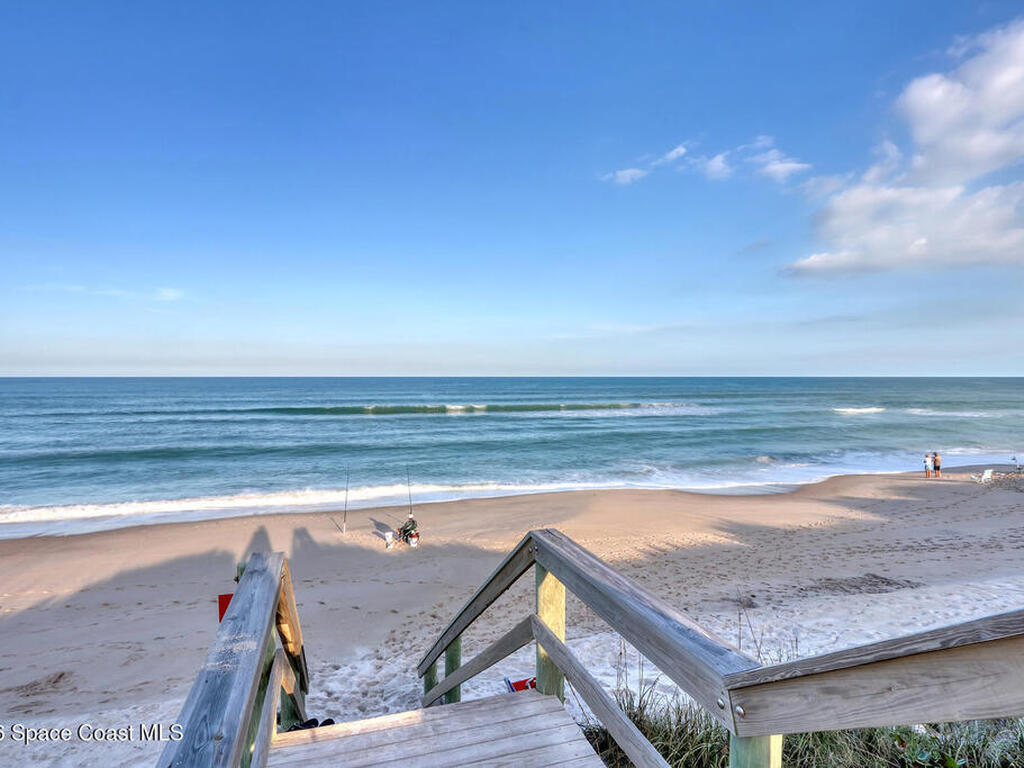 879 Aquarina Boulevard, Melbourne Beach, FL 32951