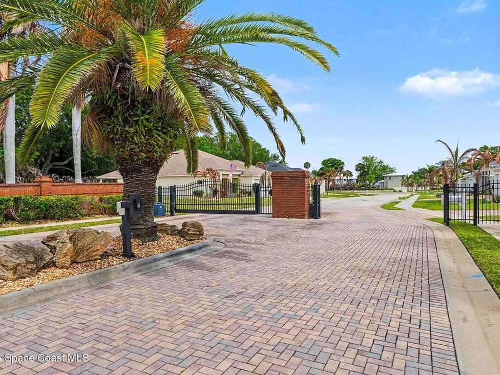 43 Loch Ness Drive, Rockledge, FL 32955