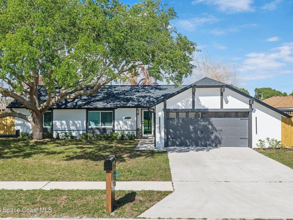 2630 Raintree Lake Circle, Merritt Island, FL 32953