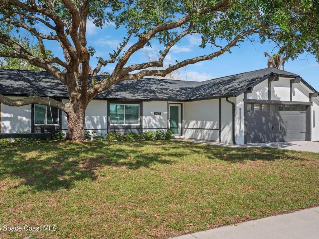 2630 Raintree Lake Circle, Merritt Island, FL 32953