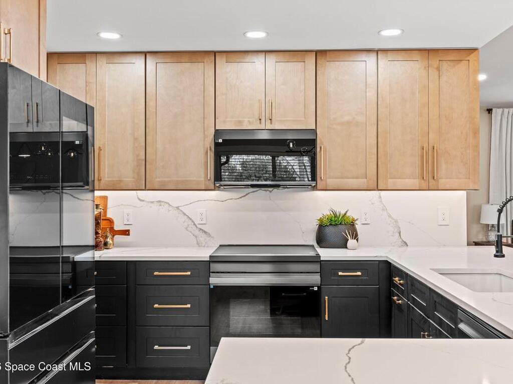 2630 Raintree Lake Circle, Merritt Island, FL 32953