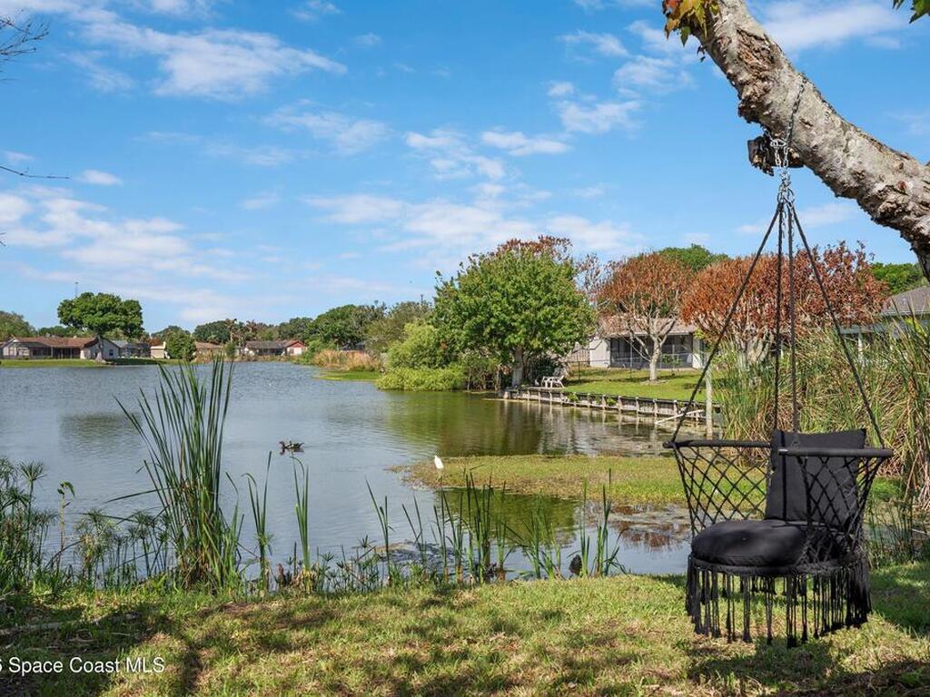 2630 Raintree Lake Circle, Merritt Island, FL 32953