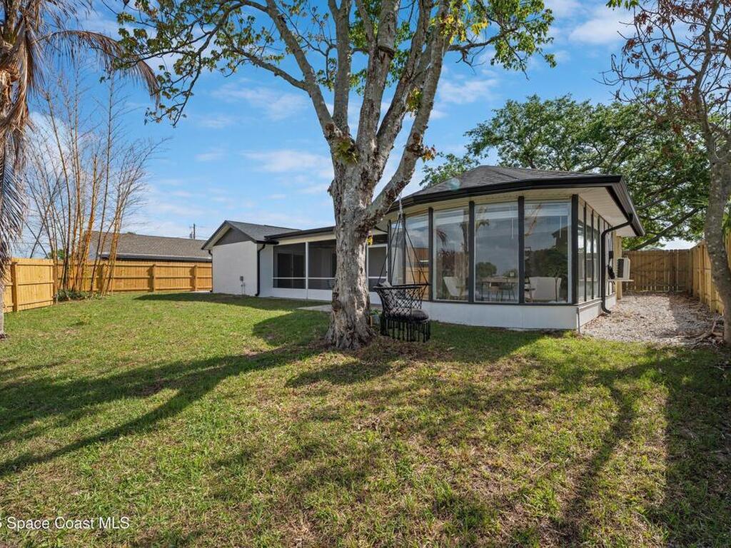 2630 Raintree Lake Circle, Merritt Island, FL 32953