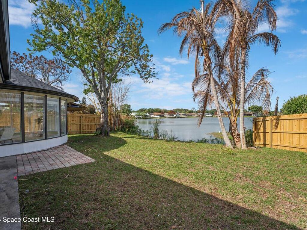2630 Raintree Lake Circle, Merritt Island, FL 32953