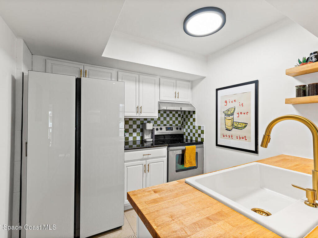 250 N Banana River Drive, Merritt Island, FL 32952