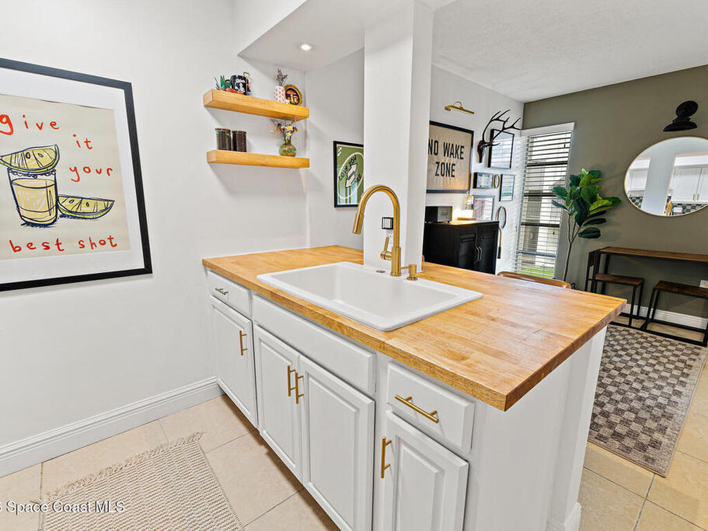 250 N Banana River Drive, Merritt Island, FL 32952