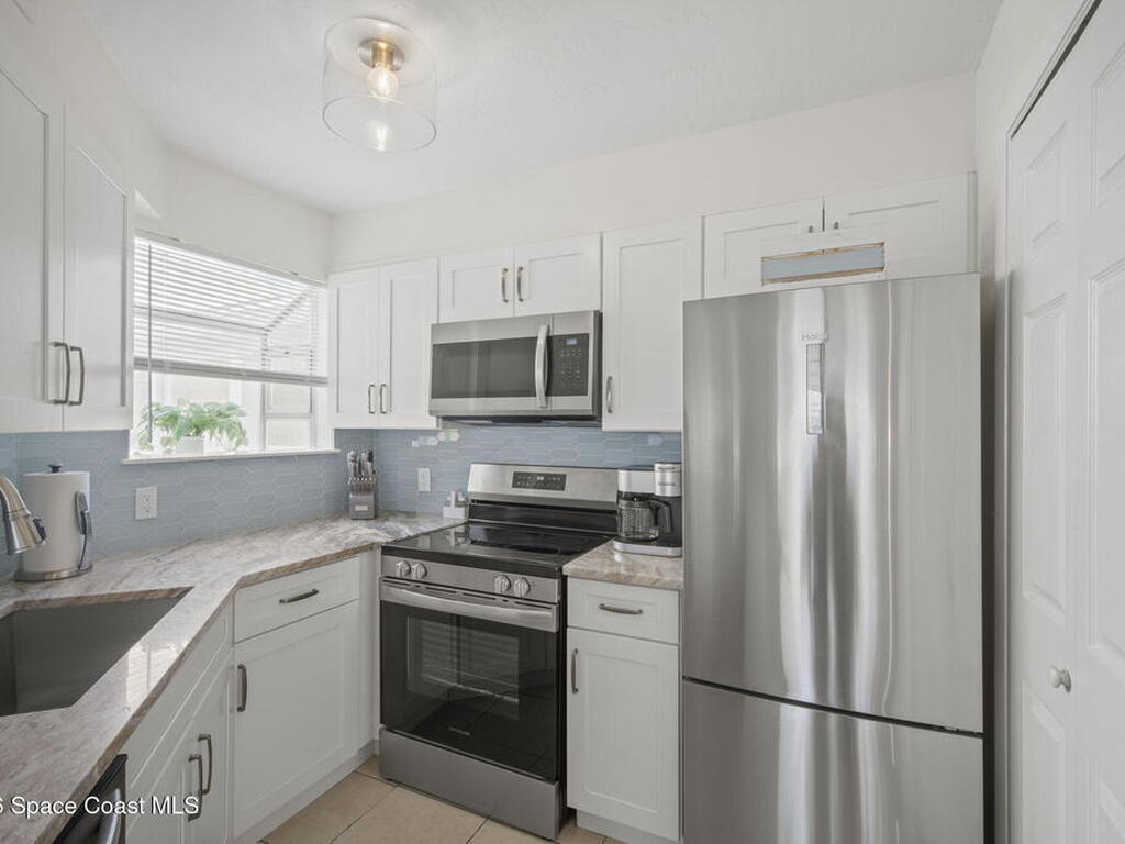 650 Island Club Court, Indialantic, FL 32903