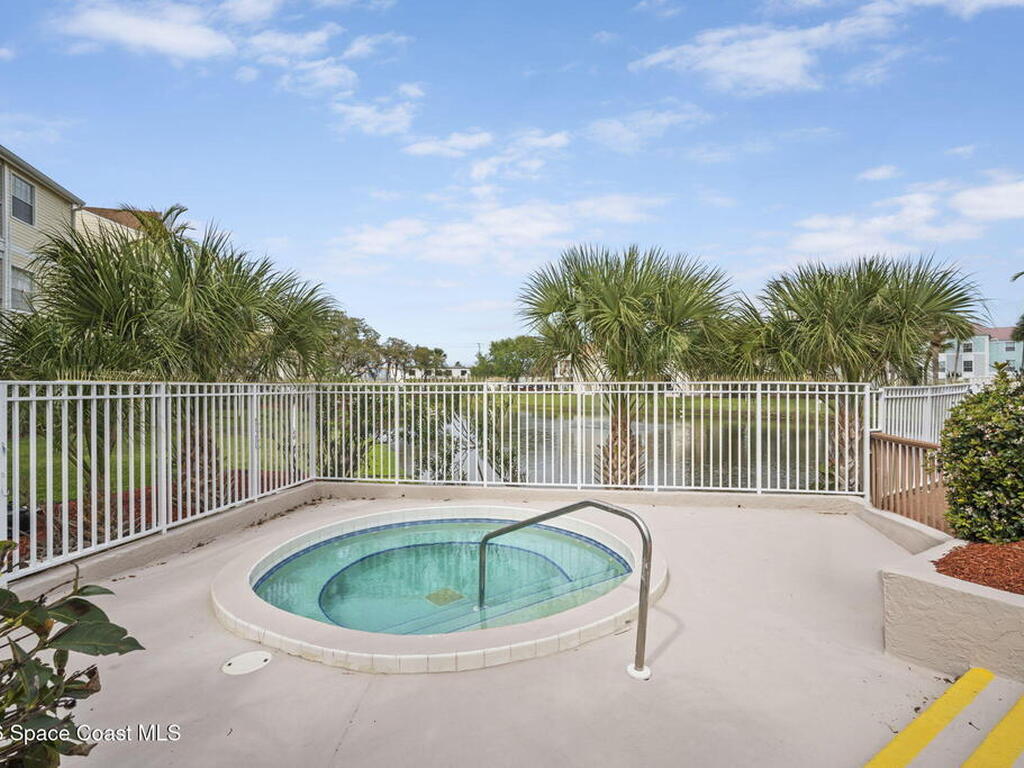 650 Island Club Court, Indialantic, FL 32903