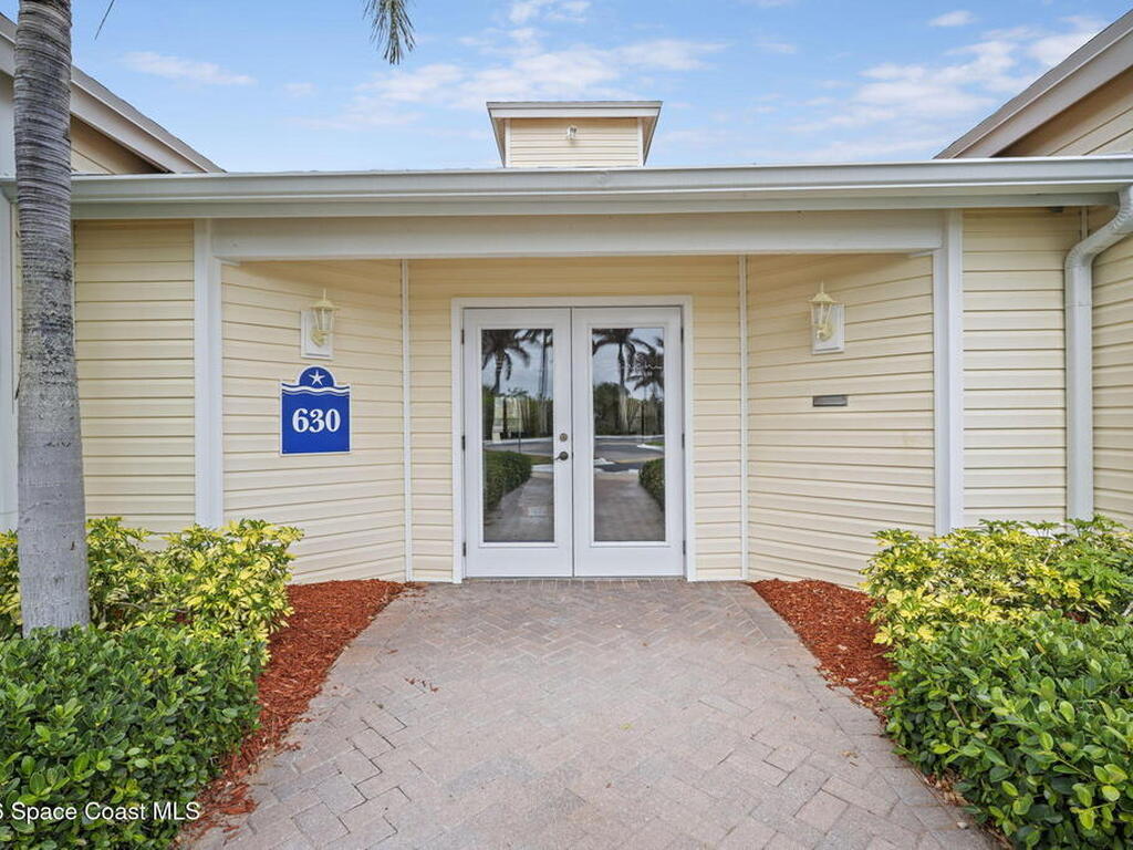 650 Island Club Court, Indialantic, FL 32903