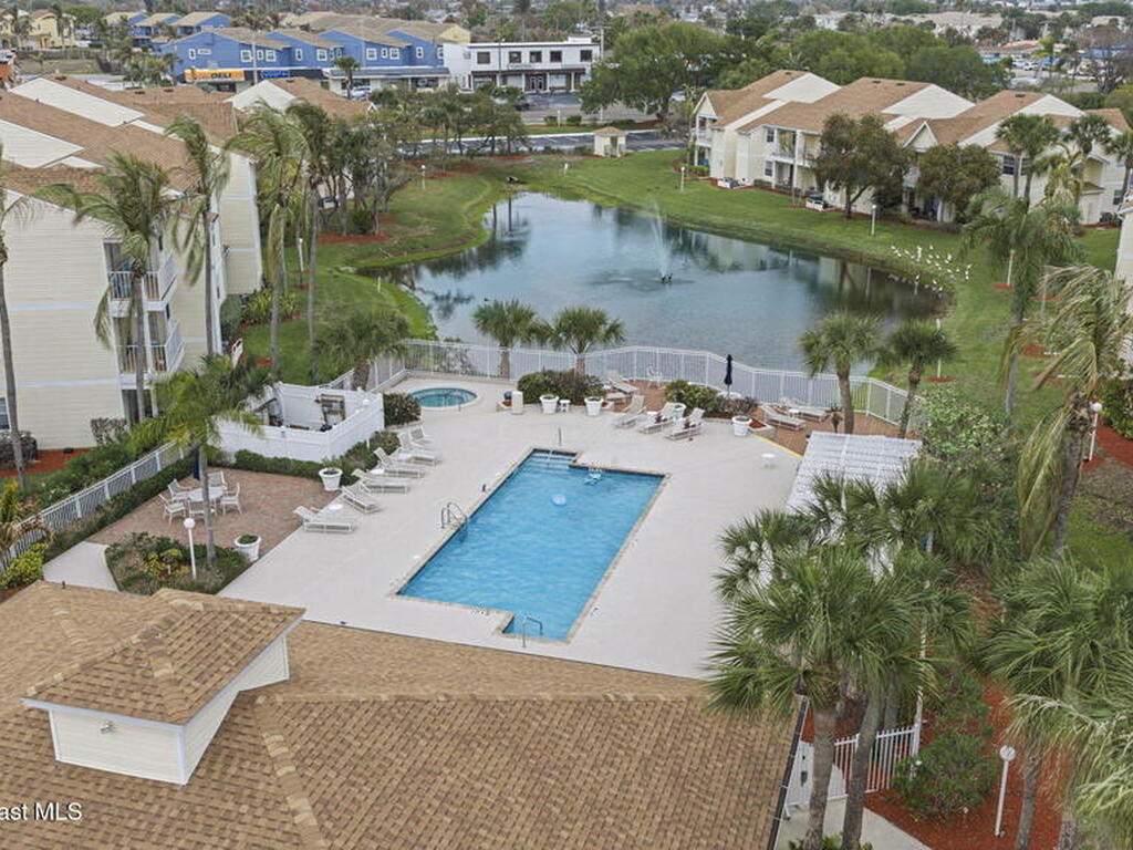 650 Island Club Court, Indialantic, FL 32903