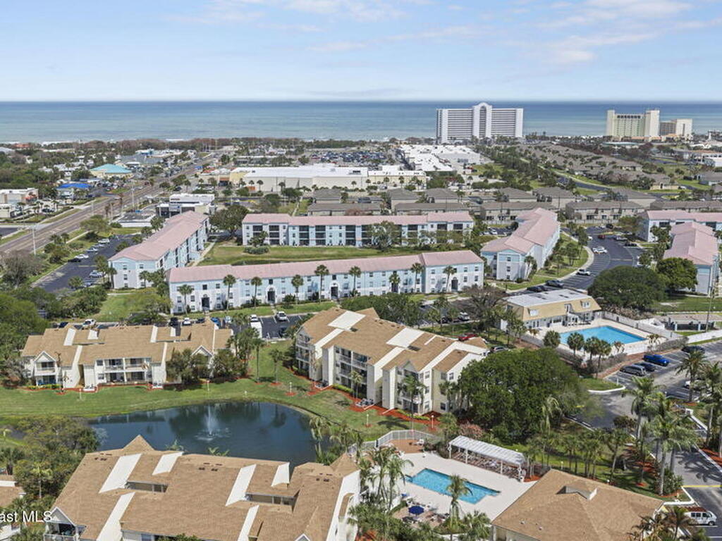 650 Island Club Court, Indialantic, FL 32903