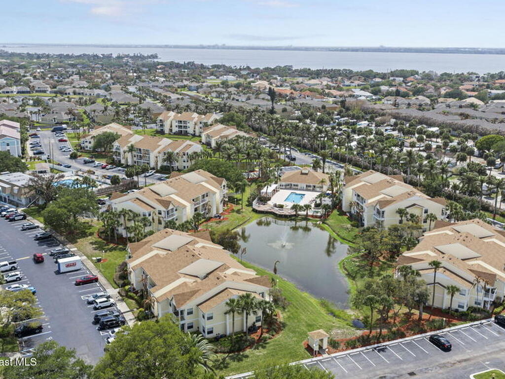 650 Island Club Court, Indialantic, FL 32903