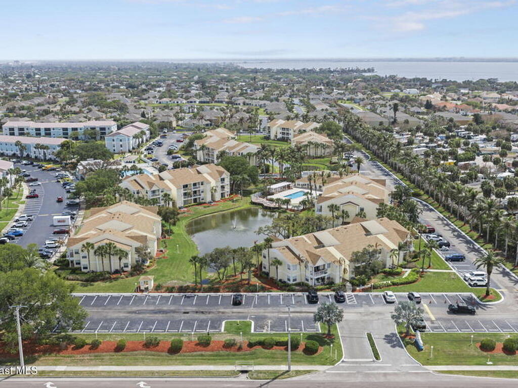 650 Island Club Court, Indialantic, FL 32903