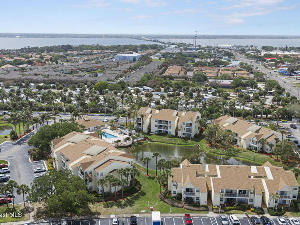 650 Island Club Court, Indialantic, FL 32903