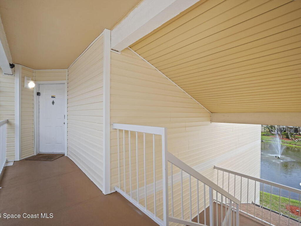 650 Island Club Court, Indialantic, FL 32903