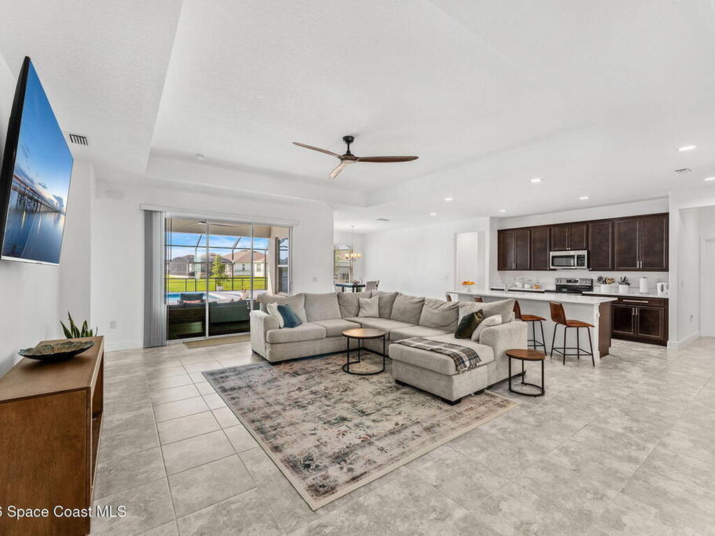 165 Loymer Circle, Merritt Island, FL 32953