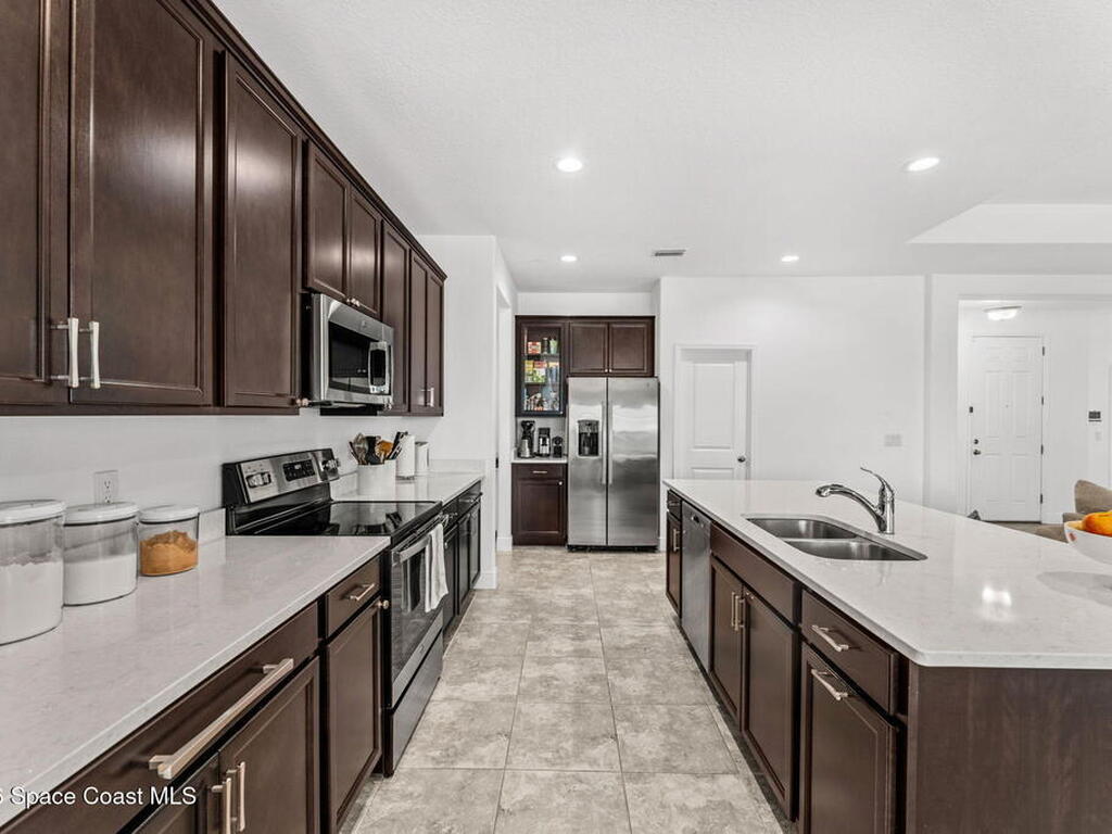165 Loymer Circle, Merritt Island, FL 32953