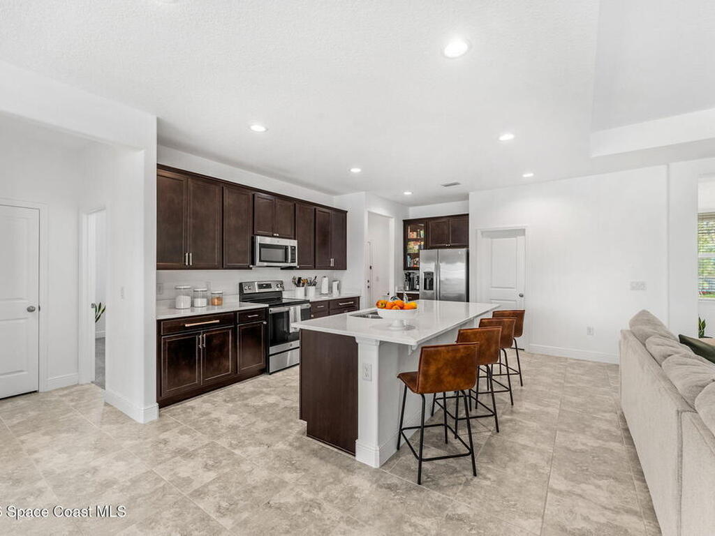 165 Loymer Circle, Merritt Island, FL 32953