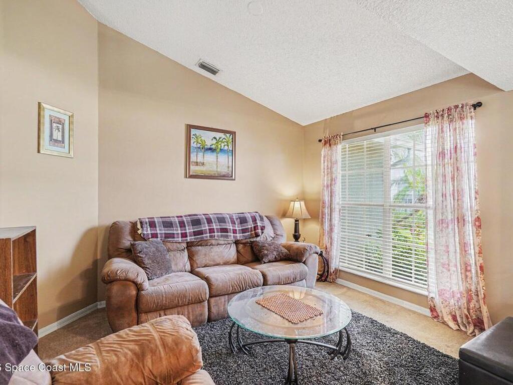 1826 Woodberry Circle, Melbourne, FL 32935