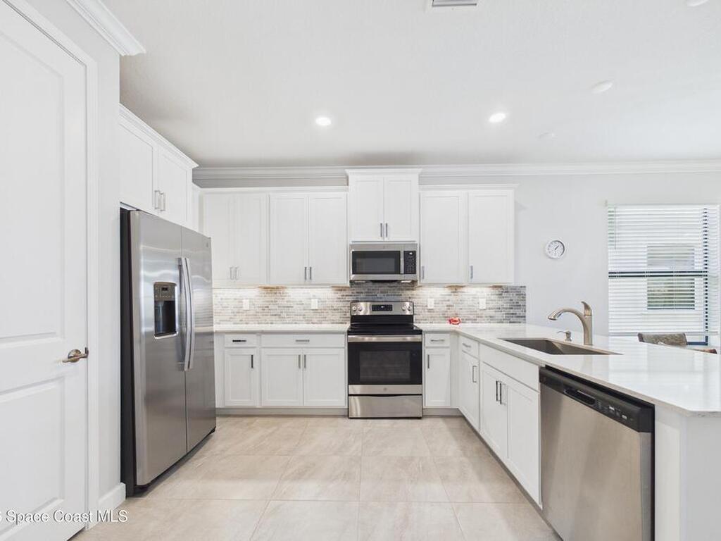 1453 Great Belt Circle, Melbourne, FL 32940