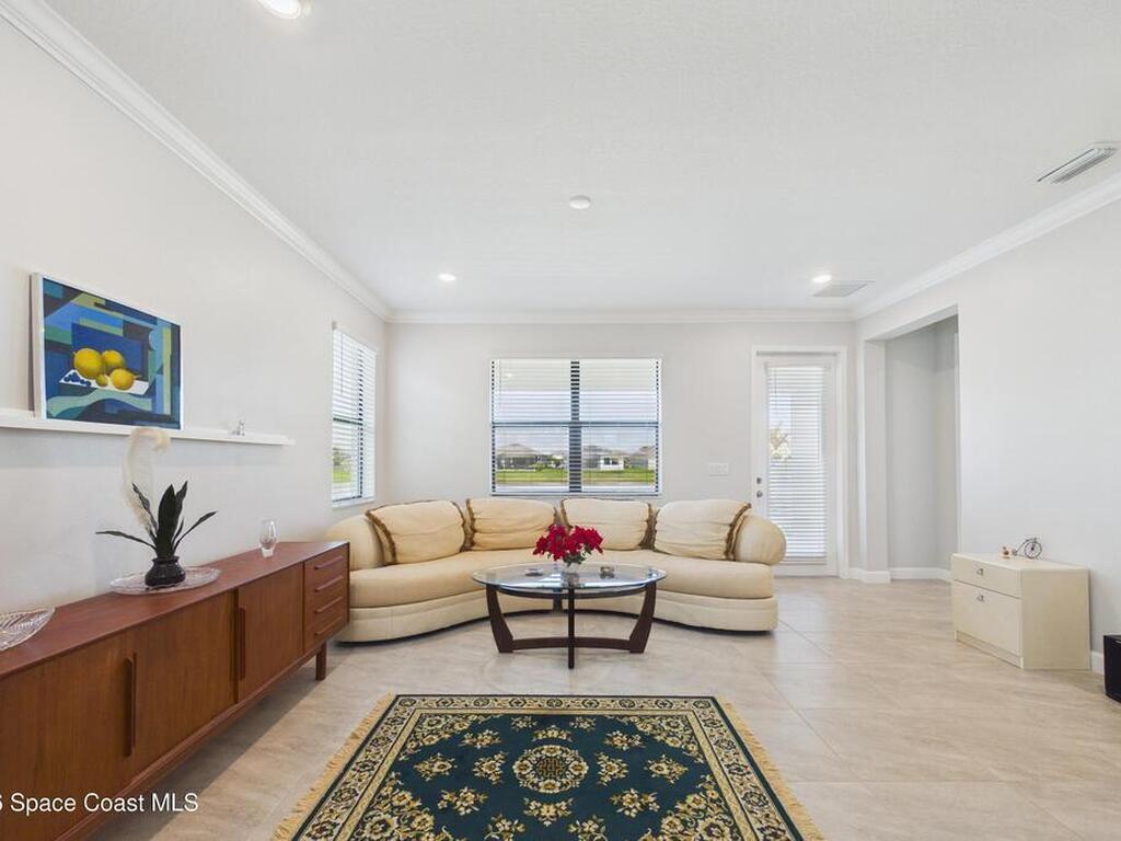 1453 Great Belt Circle, Melbourne, FL 32940