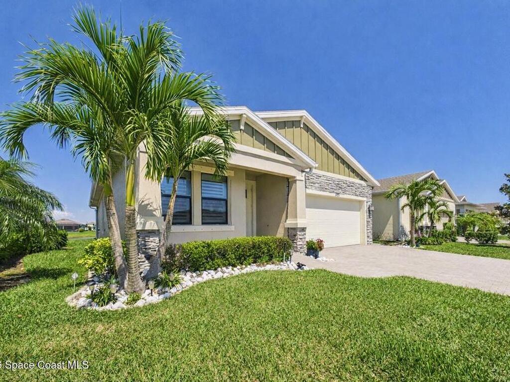 1453 Great Belt Circle, Melbourne, FL 32940
