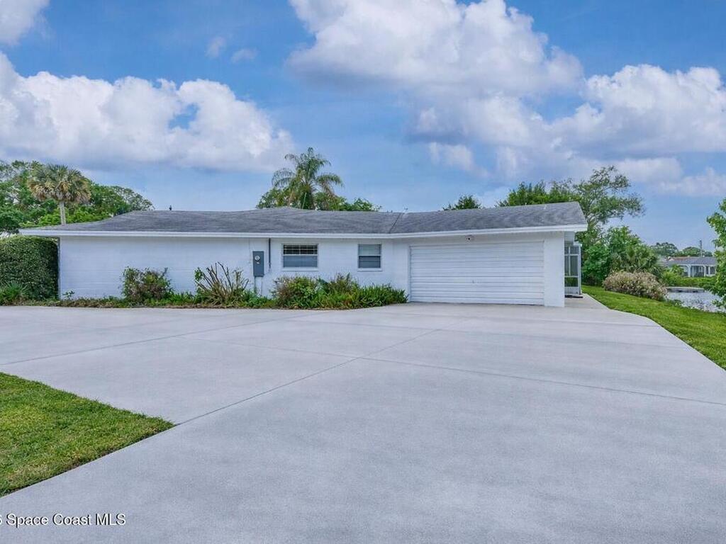 1900 Tanner Court, Titusville, FL 32796