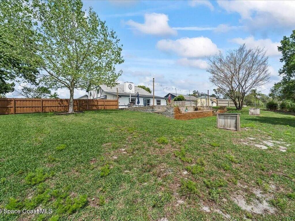 1335 S Carpenter Road, Titusville, FL 32796