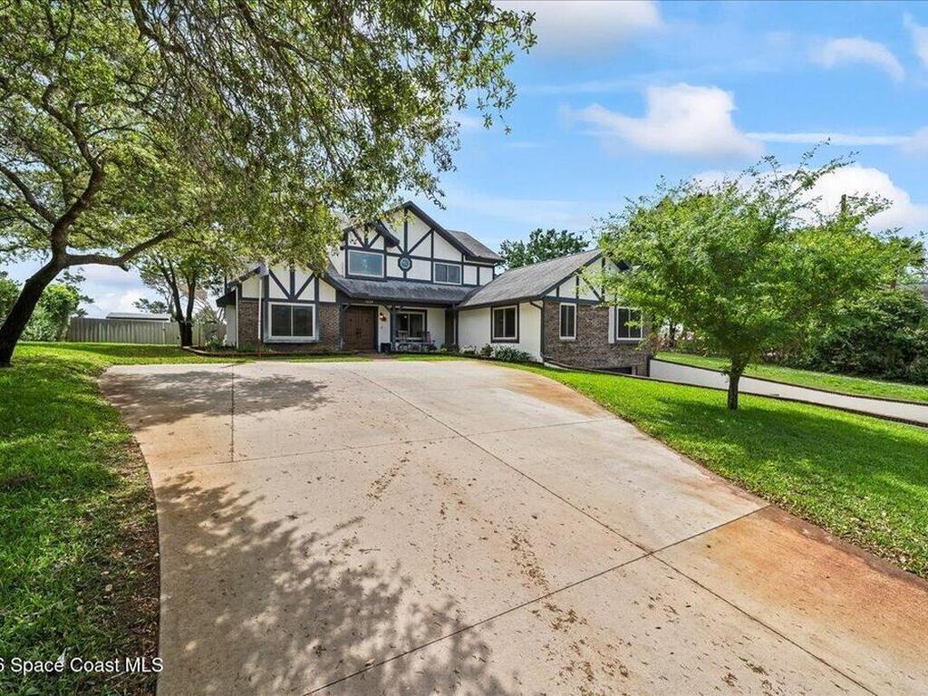 1335 S Carpenter Road, Titusville, FL 32796