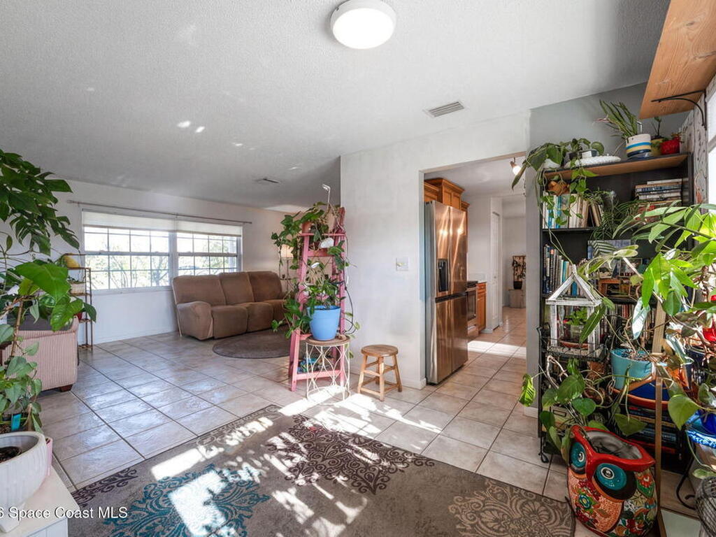 2047 Barracuda Avenue, Melbourne Beach, FL 32951