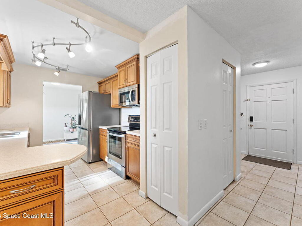 2047 Barracuda Avenue, Melbourne Beach, FL 32951