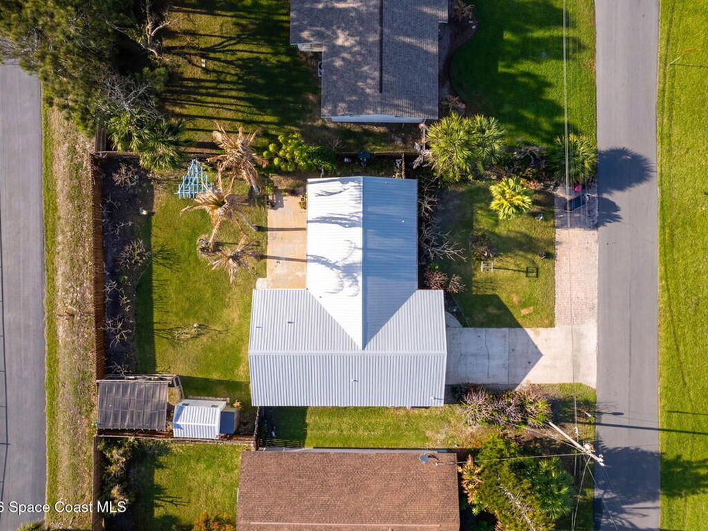 2047 Barracuda Avenue, Melbourne Beach, FL 32951